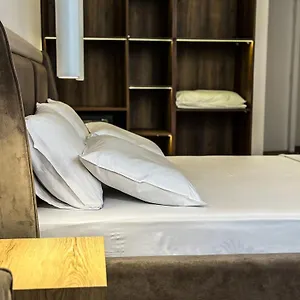 Apartament Alexander &