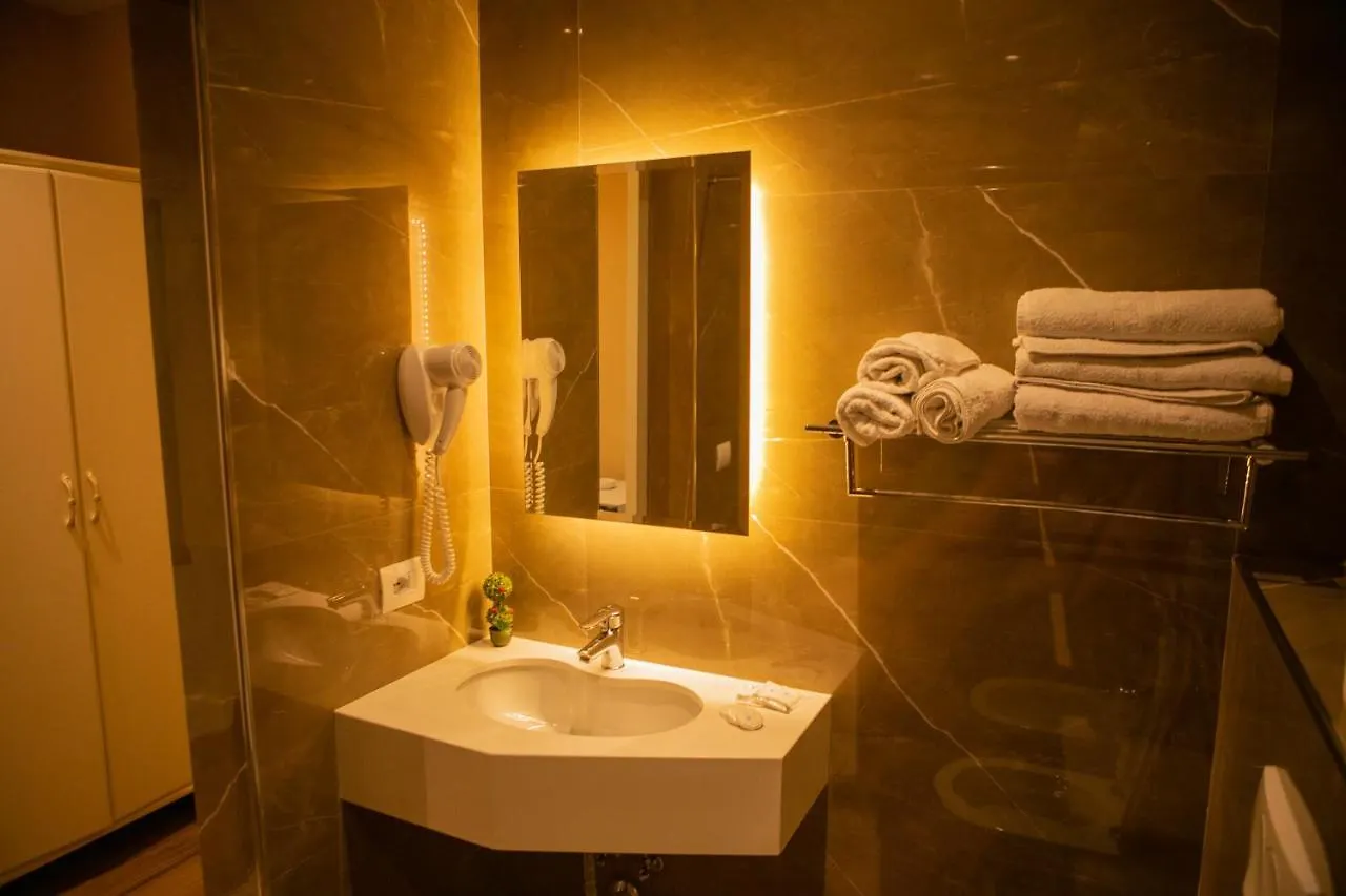 דורס Hotel Vila Mare