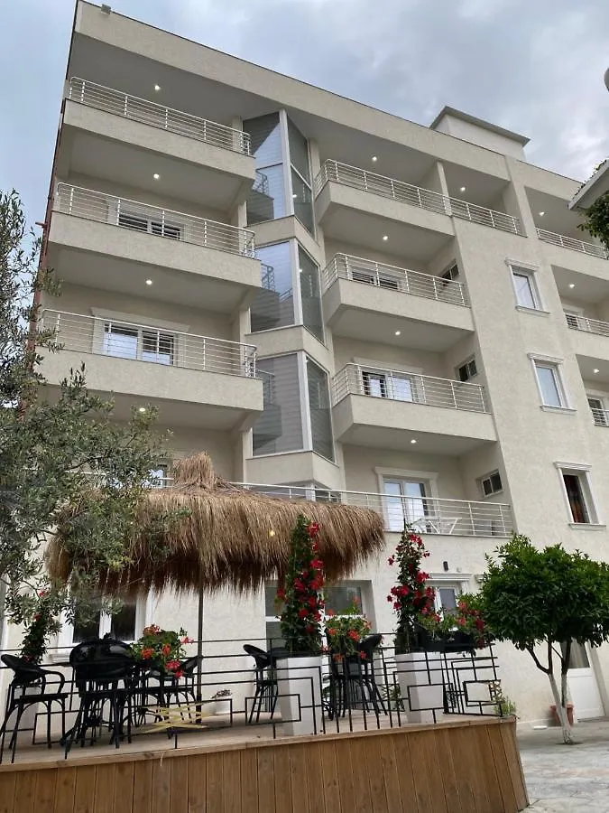 דורס Hotel Vila Mare 4*,