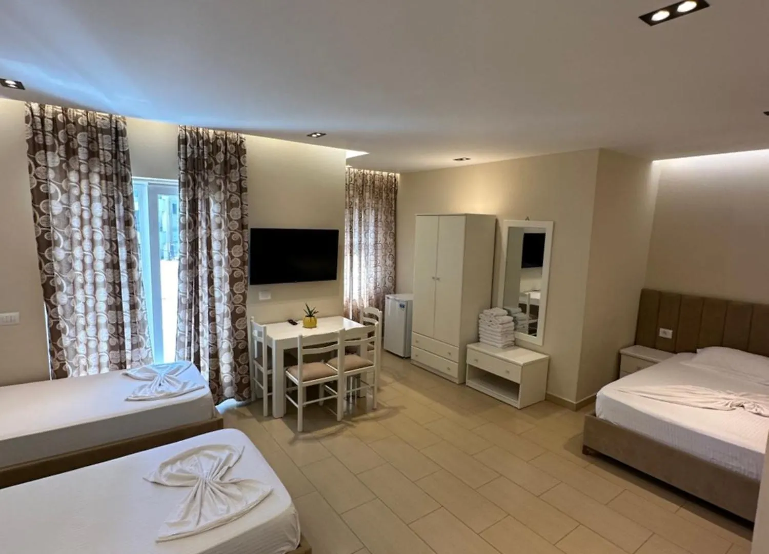 ****  דורס Hotel Vila Mare אלבניה