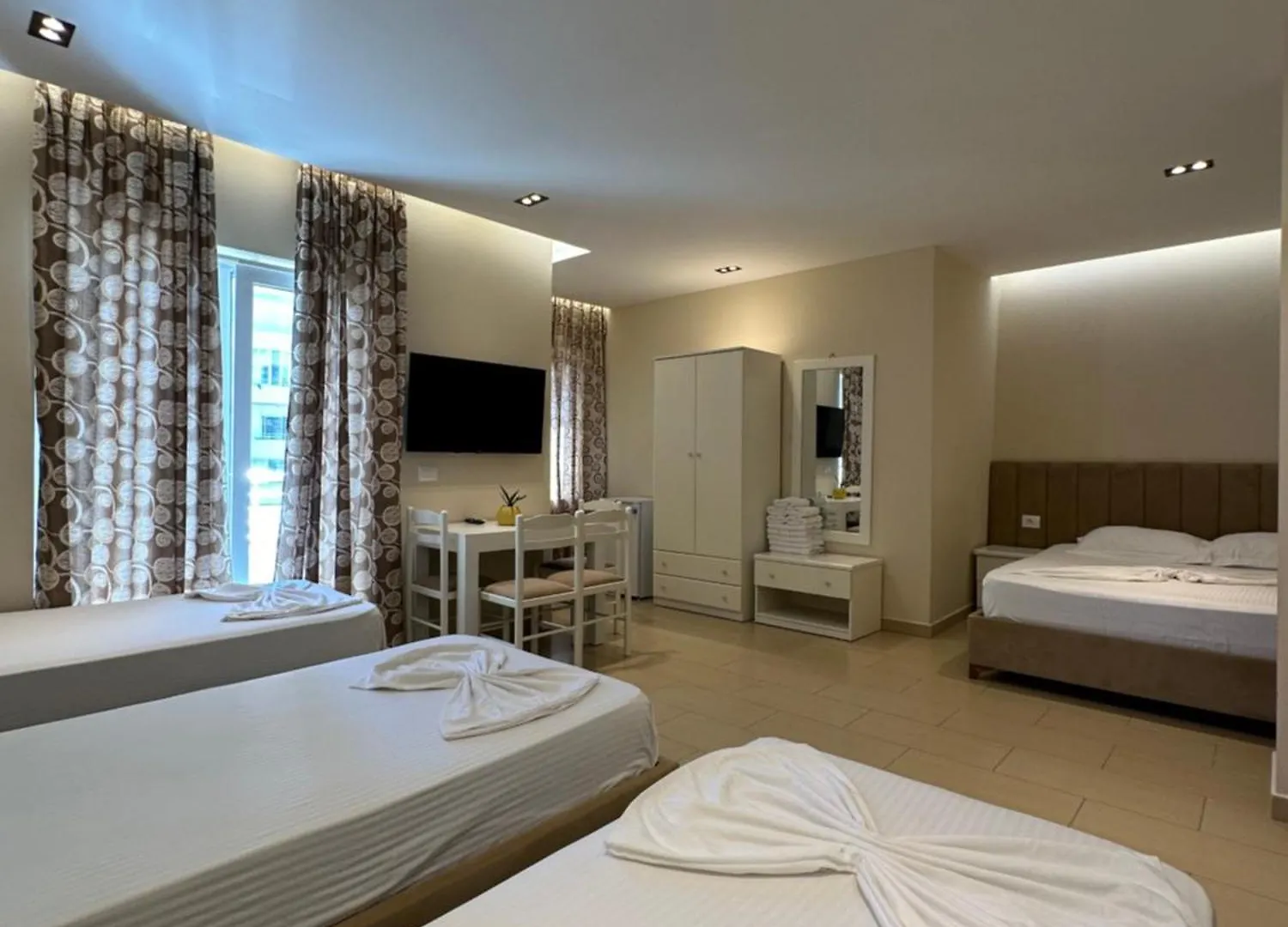 דורס Hotel Vila Mare