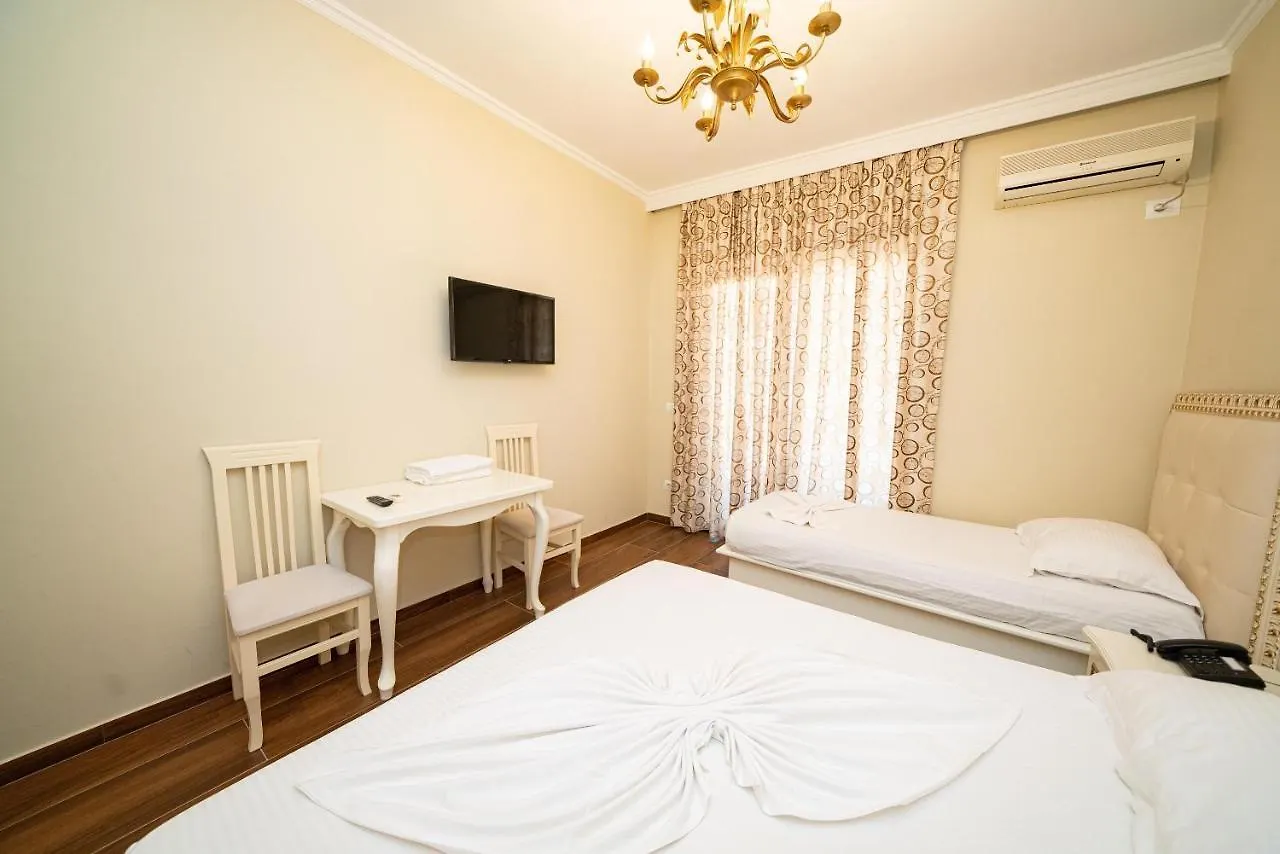 דורס Hotel Vila Mare